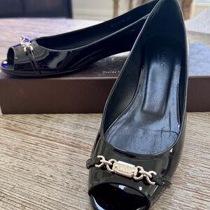 Gucci Salandia Peep Toe Flats